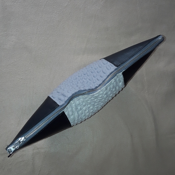 Graf & Lantz Clutch , New Condition - Picture 4 of 14